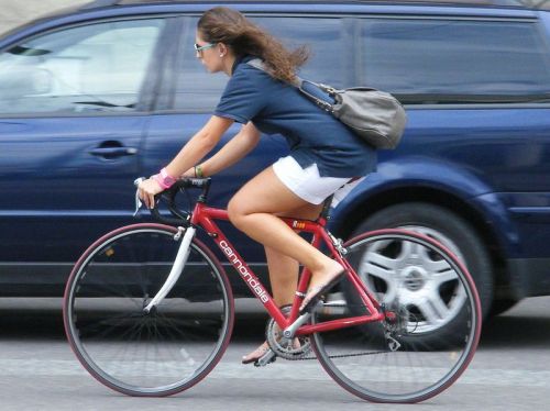 etoystk: Chicks and Bikes - (不明なタイトル)