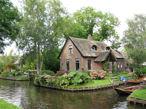 No roads allowed! The village of Giethoorn in Netherlands (by Dorota.S).