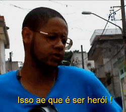 Aquela pessoa que sempre tem a tarefa feita, pra eu copiar: