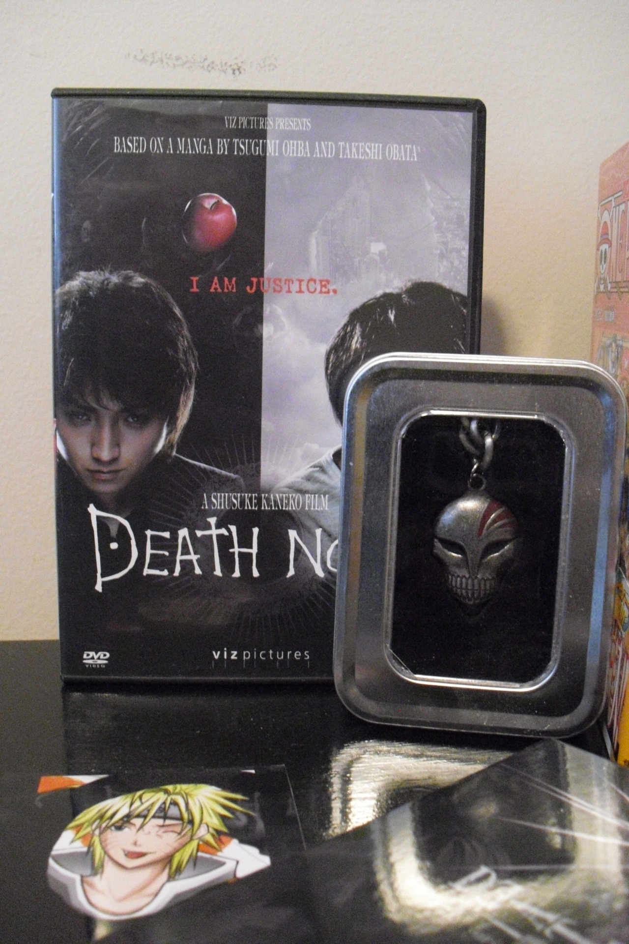 easyminds:  Giveaway PART A. Manly things of guyish things. —Do not remove info