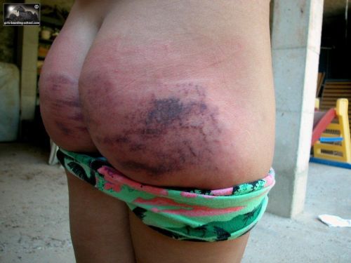 XXX sophiafaithwillow:  A proper punishment spanking photo