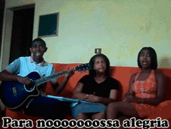 Post's com esse GIF.. "Para nooooooossa alegria"