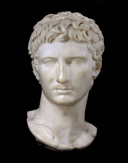 triglifos-y-metopas:Augustus, marble.Ariccia, near Rome, Italy.1st or 2nd century A.D.[Museum of Fin