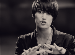 jaeseoul:  kyungs0o:  I got you under my skin.  the video that changed my ENTIRE