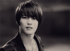 jaeseoul:  kyungs0o:  I got you under my skin.  the video that changed my ENTIRE