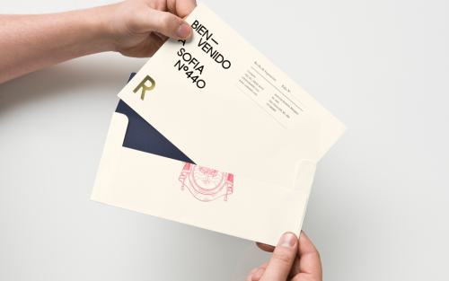 Another showcase from Anagrama. Identity for an exclusive building in Mexico designed by internation
