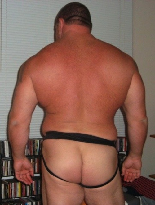 fhabhotdamncobs:  chubadmirer:  .  ♂♂