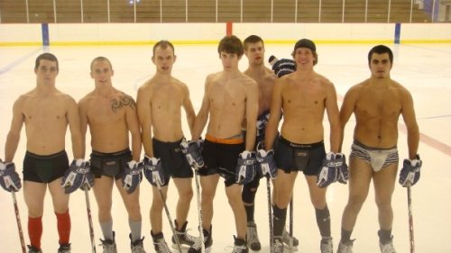 muskybro:  hockey bros  &lsquo;Straight&rsquo; MenReal MenHorny Men&hellip;boys will be 