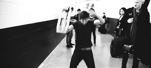 5gaymenwalk-inonedirection:  niallhoranatemy-url:  vasss—happening:  omfg am I