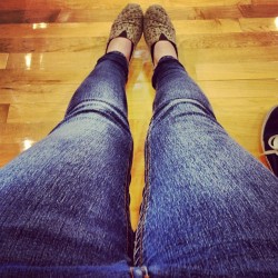 Bored. #Jeans #Legs #Shoes #Toms #Iphoneography #Instagram #Photography  (Taken With