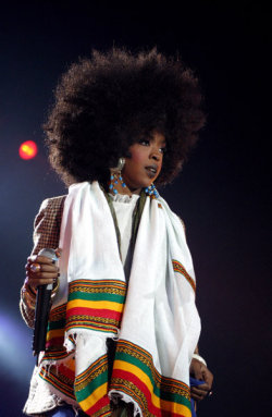  my god , my god   Go Lauryn, go Lauryn.