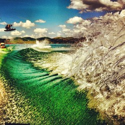 photovaz:  Começou a brinadeira… @ogiobrasil @ogioint @lostter #ogiocrew4life #marcospaçoca #wakeboard (Publicado com Instagram, no Águas De Igaratá) 