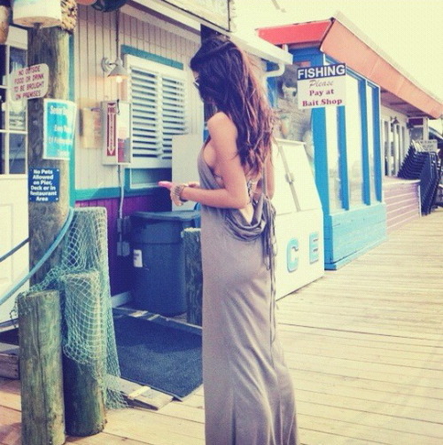 ashleysky:  somewhere by the sea… Instagram : @ashleysky ASHLEY SKY  TUMBLR | TWITTER | FACEBOOK | GOOGLE+ 