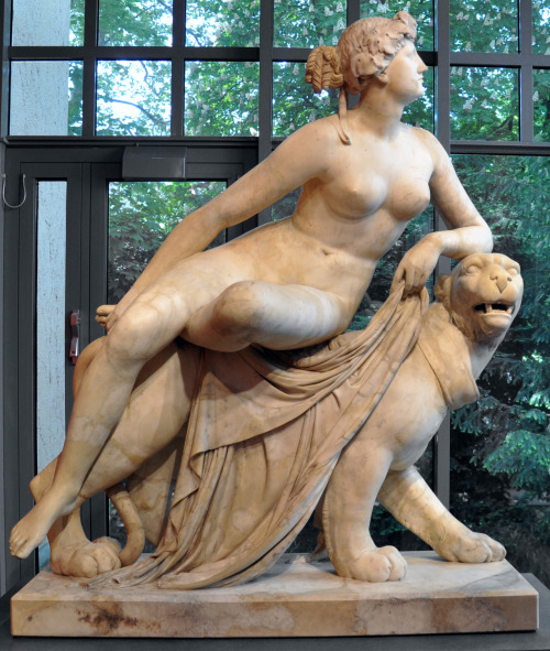 mesbeauxarts:Johann Heinrich Dannecker. Ariadne on the Panther. 1812-1814.Marble. Liebieghaus S