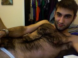 scruffyjizzmonkey:  arnauduncut:  Very hairy!  TumbleOn) 