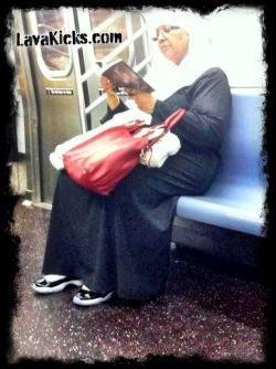 lavakicks:  Only in NYC would you see a nun