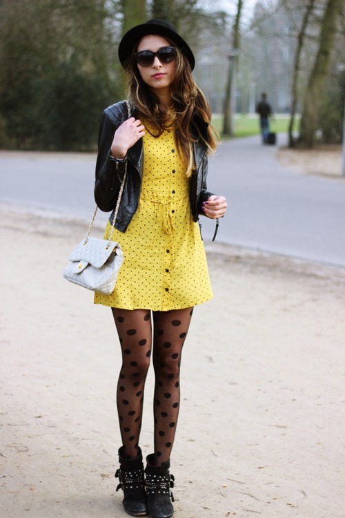 (via PreppyFashionist: Yellow Polka dots)