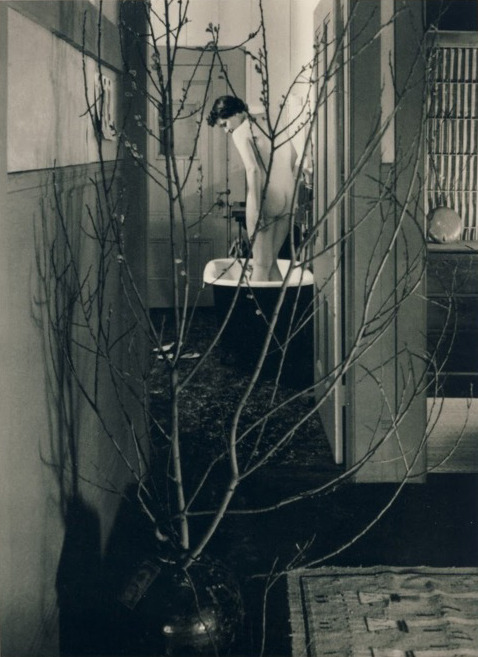 Porn photo undr:  Imogen Cunningham The Bath, 1952 