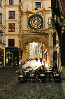 I miss Europe. I would sit here, everyday. 