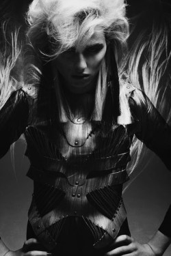 gryulich:  Andrej Pejic by Henrik Bülow