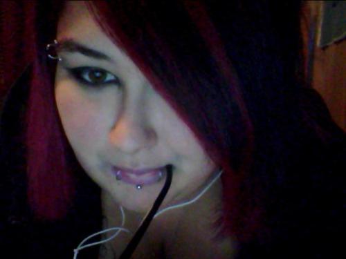 neoxkitty:  lol my friend took a pic of me from skype and he said every time I am on tumblr i look like this >.> i got a tumblr face XD Man i look horrid today…