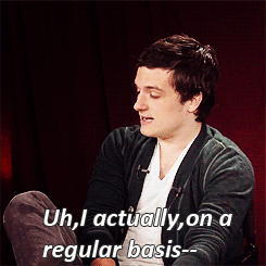danyerys:  Peeta is a baker. What’s the best thing you’ve ever baked? 