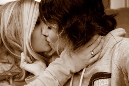 Lez Be Lesbians! adult photos