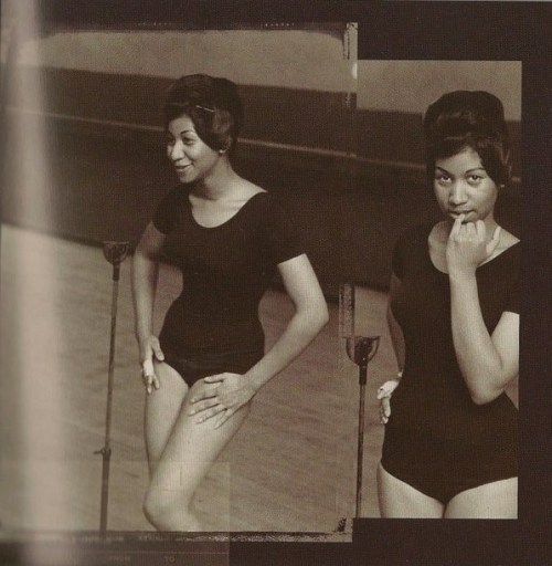 theeducatedfieldnegro:  naturallypolished:  blackgirlsrpretty2:  Aretha Franklin  She’s poppin .  Well damn.. 
