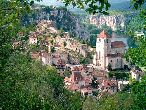 allthingseurope:  St Cirq Lapopie, France (by Racoon from Lille) 