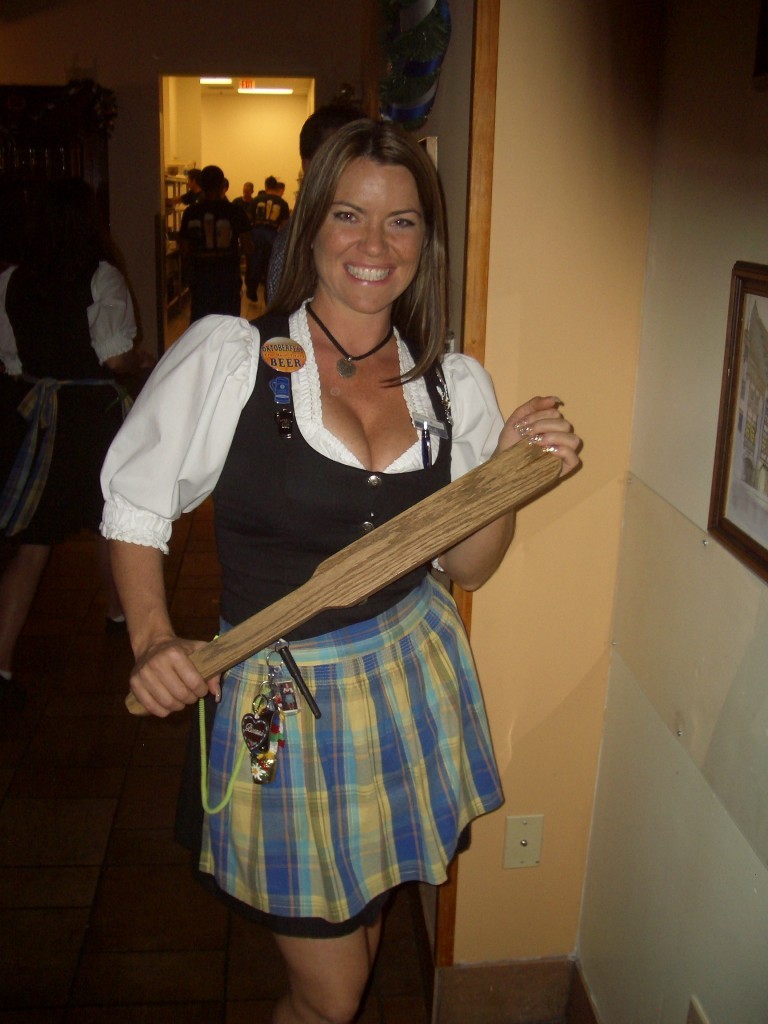 Spanking waitresses at theÂ HofbrÃ¤uhaus Las VegasÂ Â  http://www.hofbrauhauslasvegas.com/