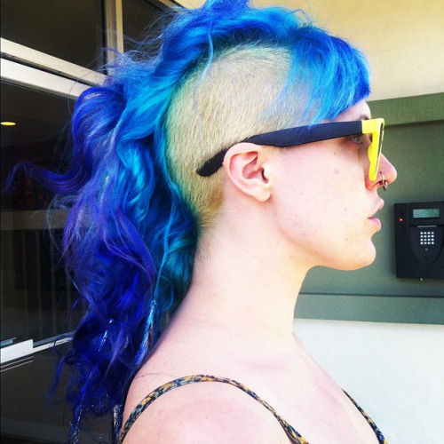 thegirlsofmydreams:  Freshly dyed hair :) by Tess Aquarium on Flickr.