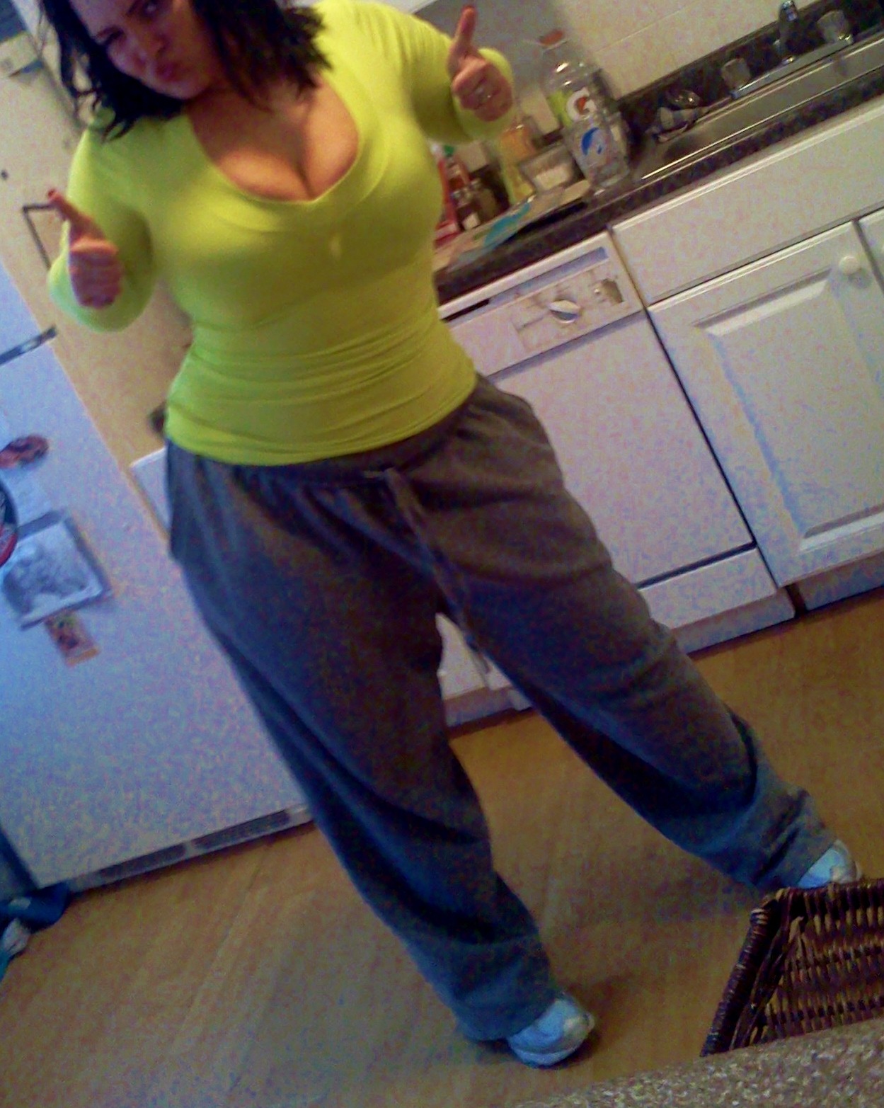 Irresistible Overspill. [follow for loads more from her] - Certified #KillerKurves   