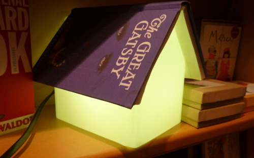 book lamp