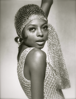 cartermagazine:  Today In History ‘Diana Ross, actress, legendary solo singer, and lead singer for the Supremes, was born in Detroit, MI, on this date March 26, 1944. In 1993, the Guinness Book of Records awarded her its Lifetime Achievement Award and
