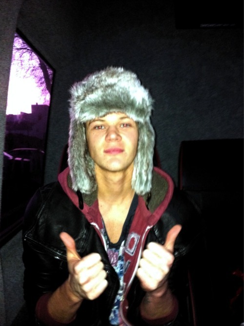 100reasonstolovelawson:  24. Ryan’s adorable hat &lt;3 