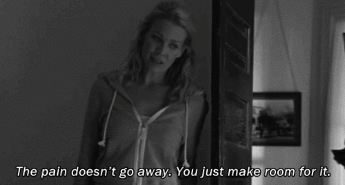 morphine-and-cigarettes:  sad black and white blog, I follow back similar 