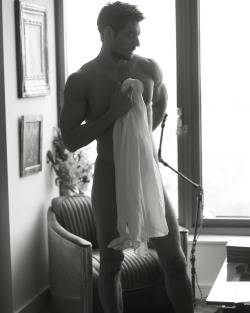 teamvivanco:  Unseen David Gandy in my apartment #1 