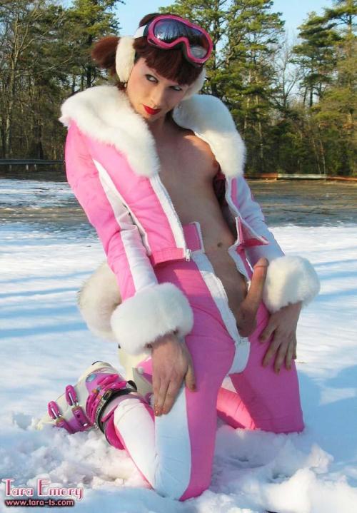 sissyhelena:  tgurlz:  Tara Emory  Where boys are girls and porn is fashion