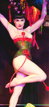 clouetvis:  Dita Von Teese. 