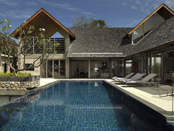 lickystickypickywe:  Villa in Thailand Combining Asian Furnishings with a High Comfort