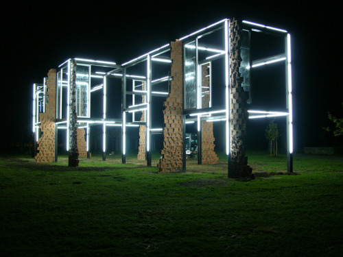 nattonelli: Lighting Sculptures by Pedro Cabrita Reis Pedro Cabrita Reis - The Passage of the Hours,