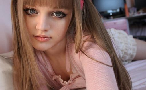 Real Life Barbie Girl Dakota Rose