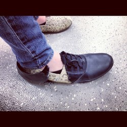 Not bad. Lol. #shoes #TOMS #ripped #iphoneography