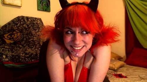 Happy Titty Tuesday I feel EVIL today… come say hi, I’ll be online HERE and HERE and in a bit HERE  I’m not THAT evil….=p