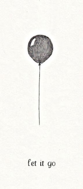 As dores, a gente transforma em poemas.