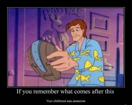 howtobeanotsotypicalteenager:Yes, we all loved The Mask.But let’s focus more on the poster behind hi