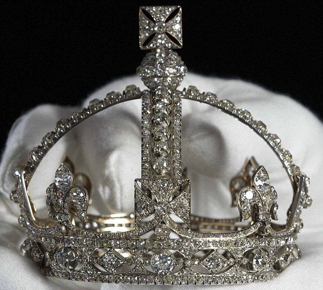 royalwatcher:  Dazzling collection of Crown Jewels go on display to mark Diamond