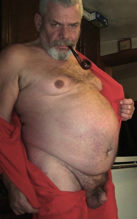 http://senioretgay2.tumblr.com/post/20065491456