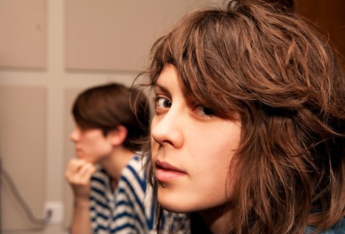 my-everest:  ‘Embrace The Curl’  “Are you kidding me with this hair Tegan!? Its super professional l