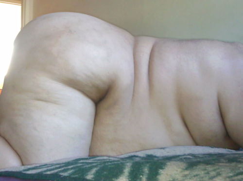 feelingfake:  nice curves… 